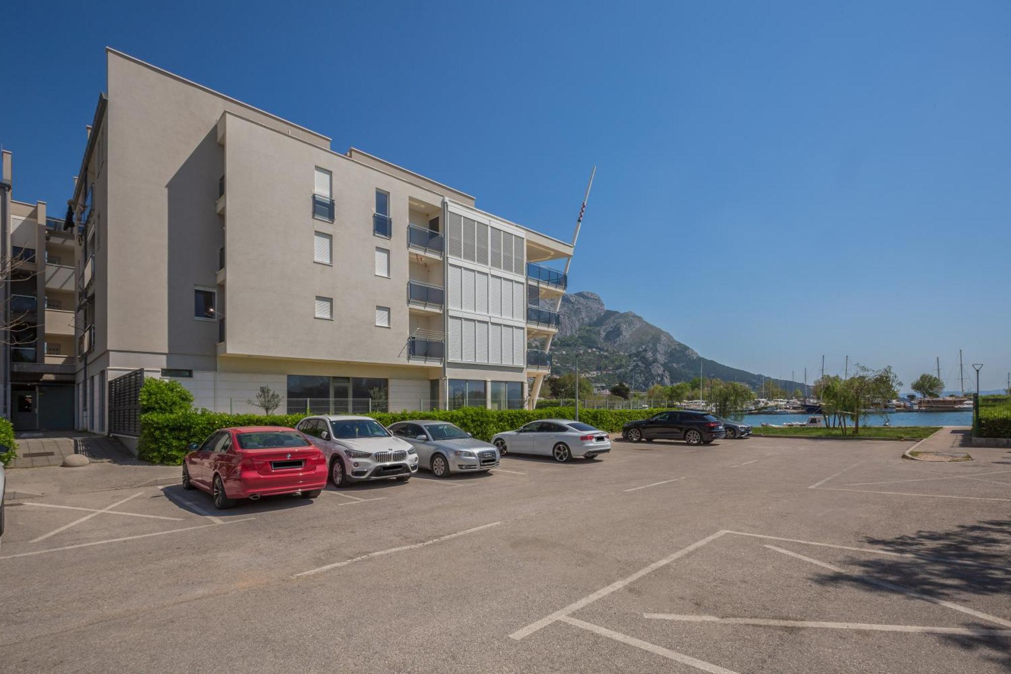 Ap 4+2 In One Of The Most Luxury Building In Omiš Habitación foto
