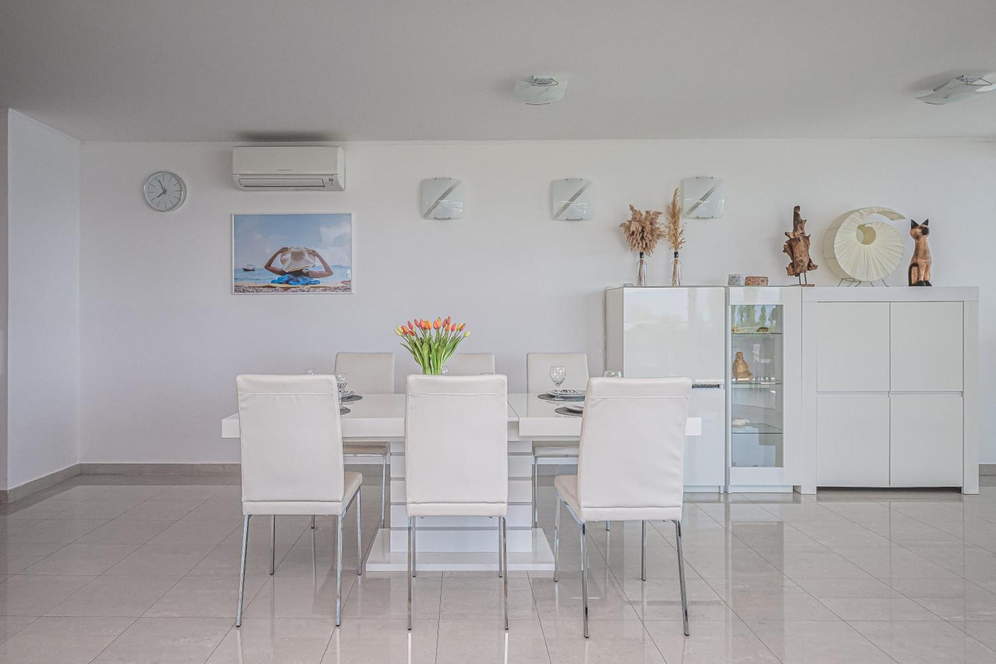 Ap 4+2 In One Of The Most Luxury Building In Omiš Habitación foto