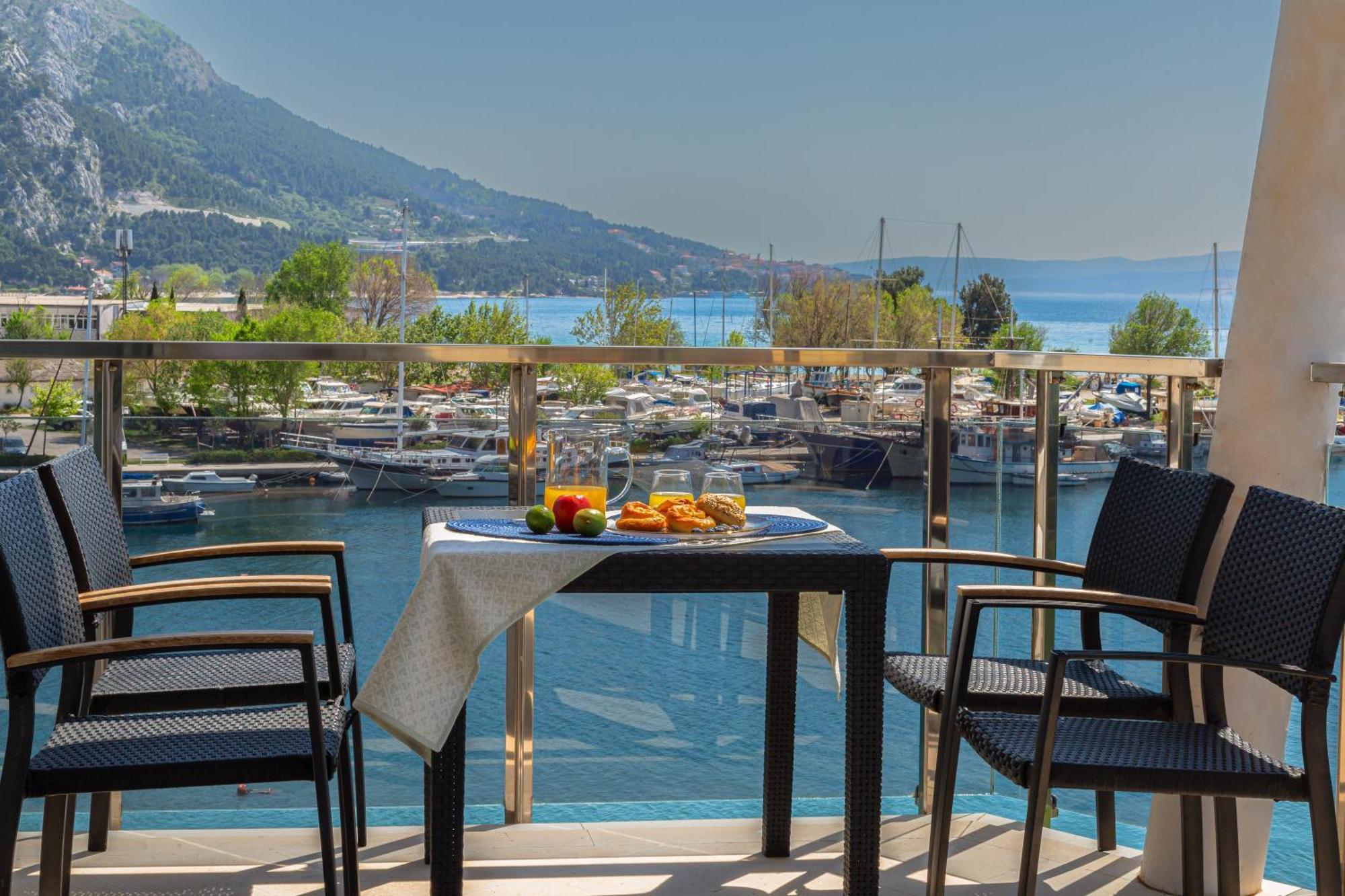 Ap 4+2 In One Of The Most Luxury Building In Omiš Habitación foto